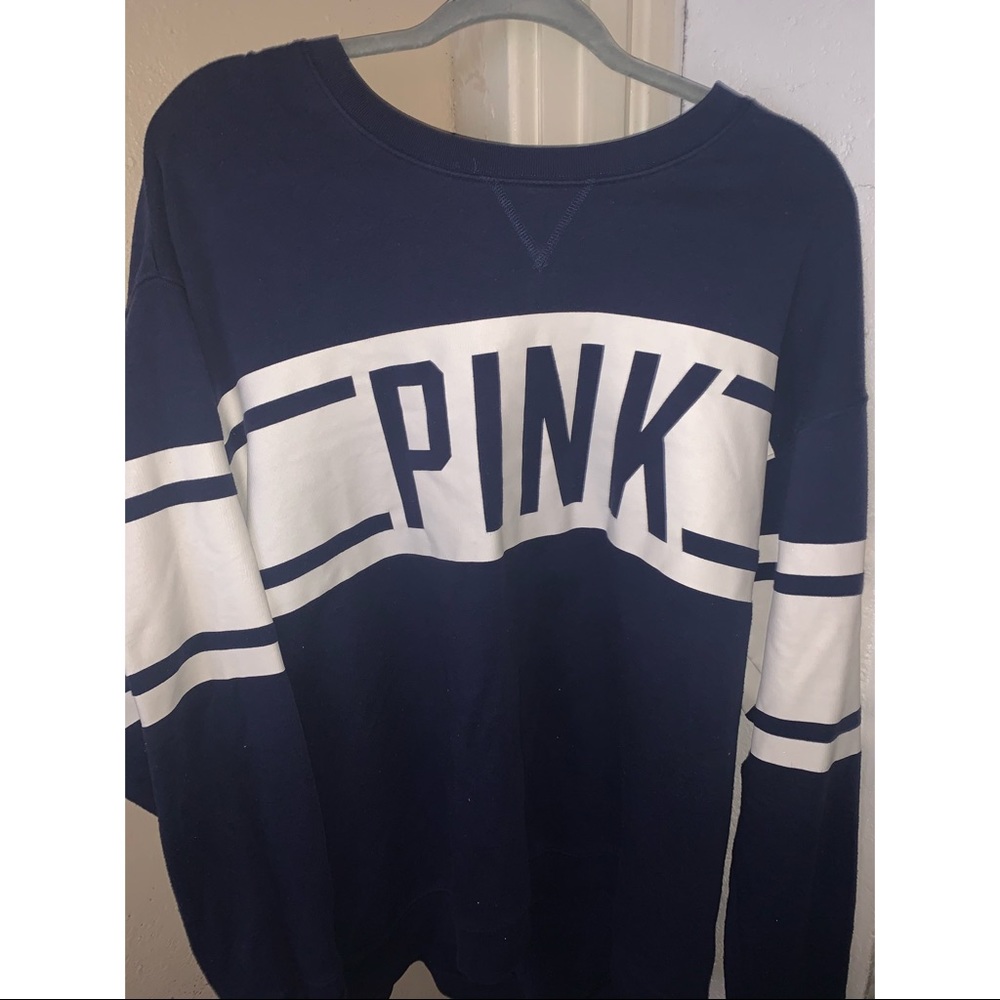 VS pink crewneck